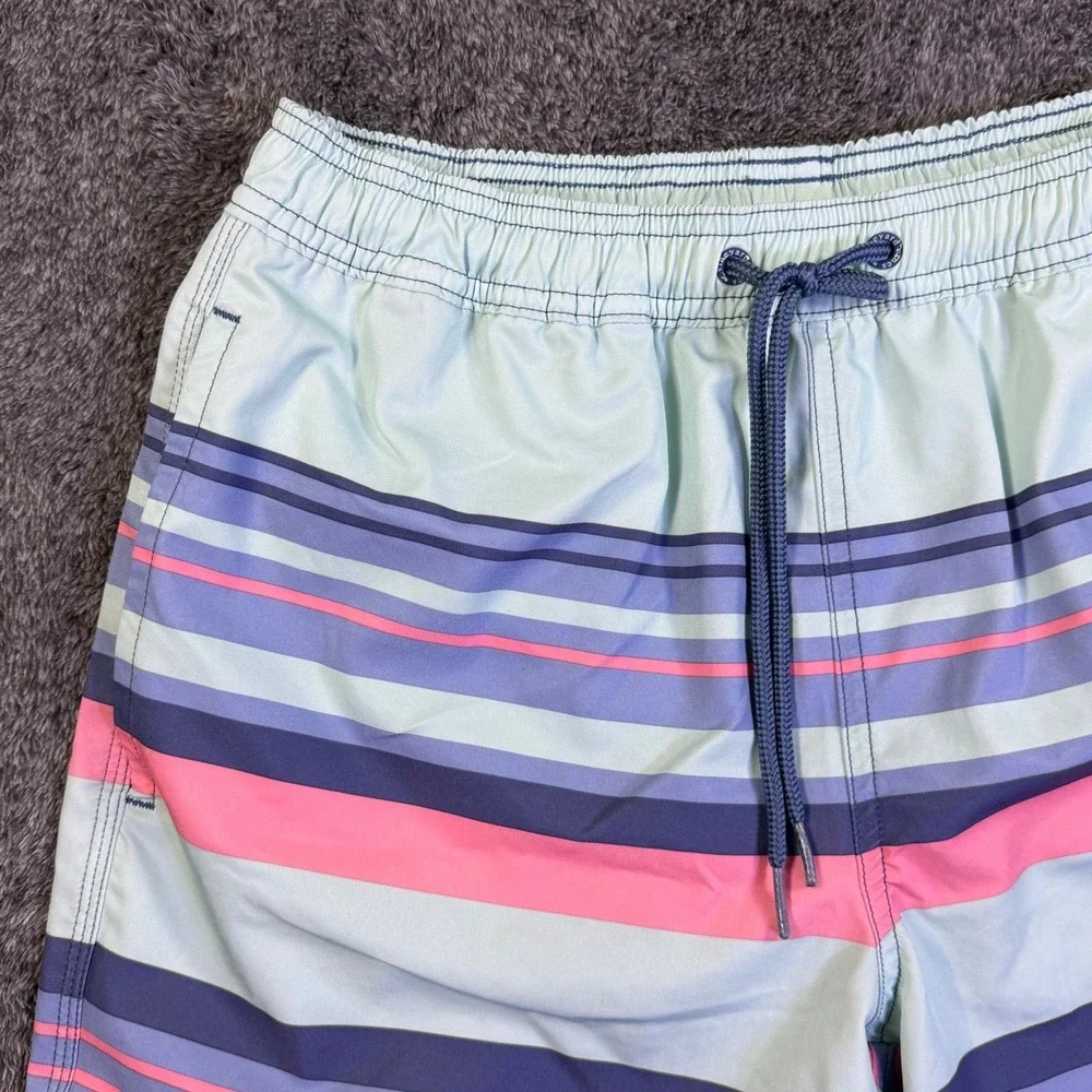 Vineyard Vines Shorts Mens Chappy Striped Swim Trunks Blue Pink XS 1M001110‎